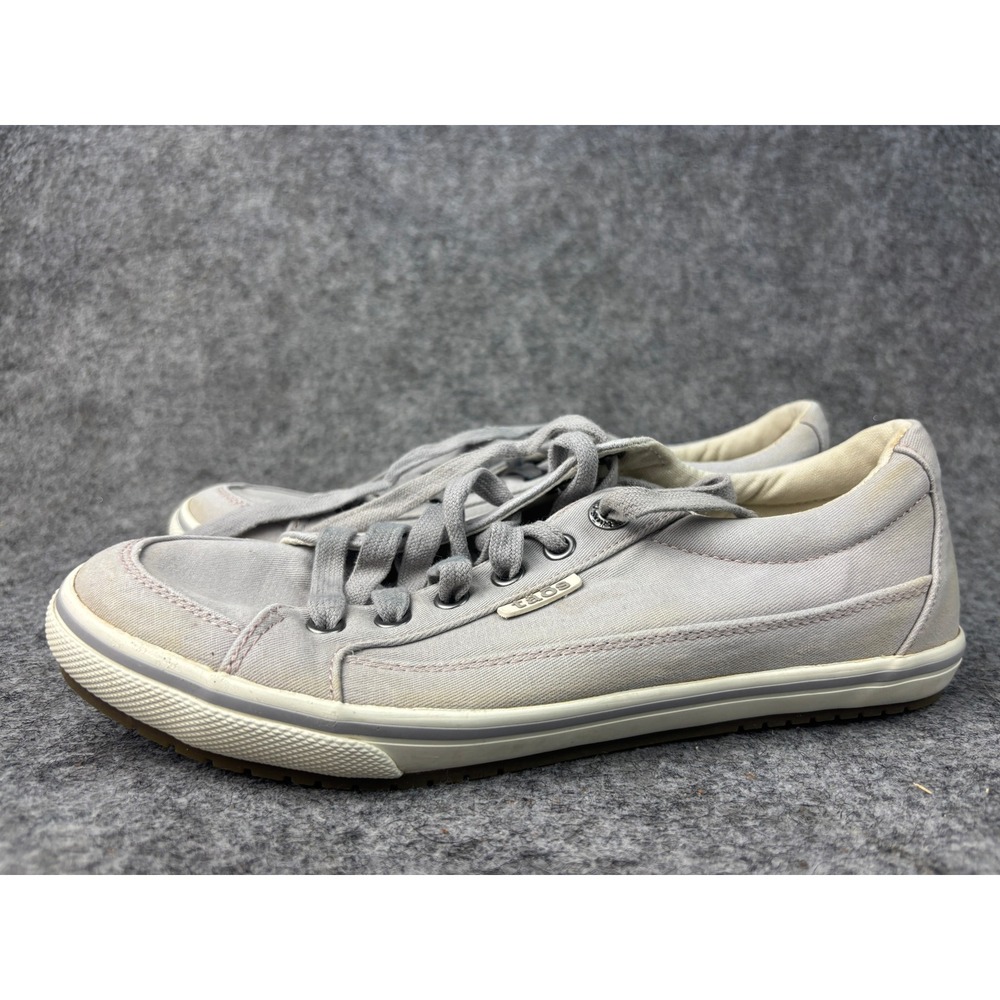 Taos Moc Star Sneakers Womens‎ Size 8 Gray Canvas Low Top Casual Shoes MST-134A